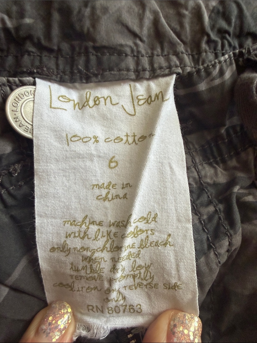 Vintage Victoria’s Secret catalogue, London, Jean, Capri camo pants size 6